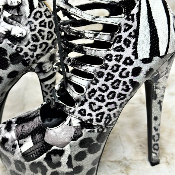 Privileged Platform Ankle Boots Animal Mag Print Lug Sole - Picture 3 of 15